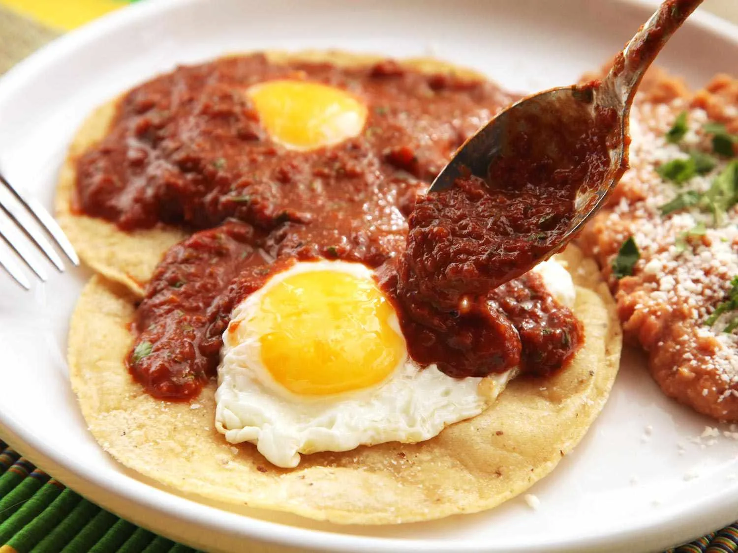 How to Make Huevos Rancheros With Crisp Tortillas and a Bright Salsa